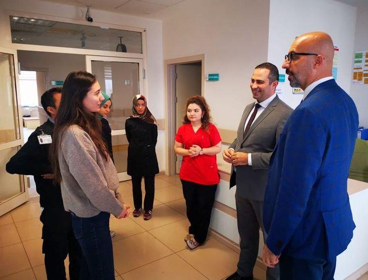 Erzincan İl Sağlık Müdürü Erkan Hirik ilçe devlet hastanelerini ziyaret etti G2