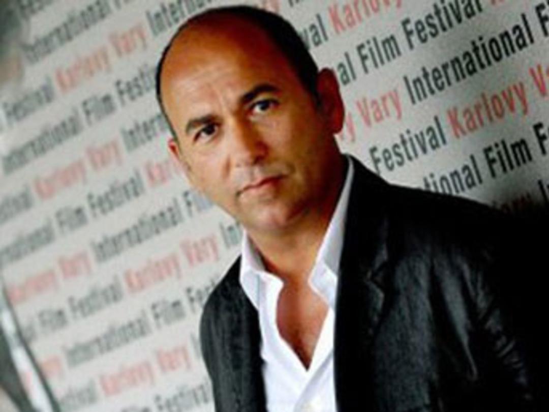 Ferzan &Ouml;zpetek'ten İtalya'ya &ccedil;ağrı