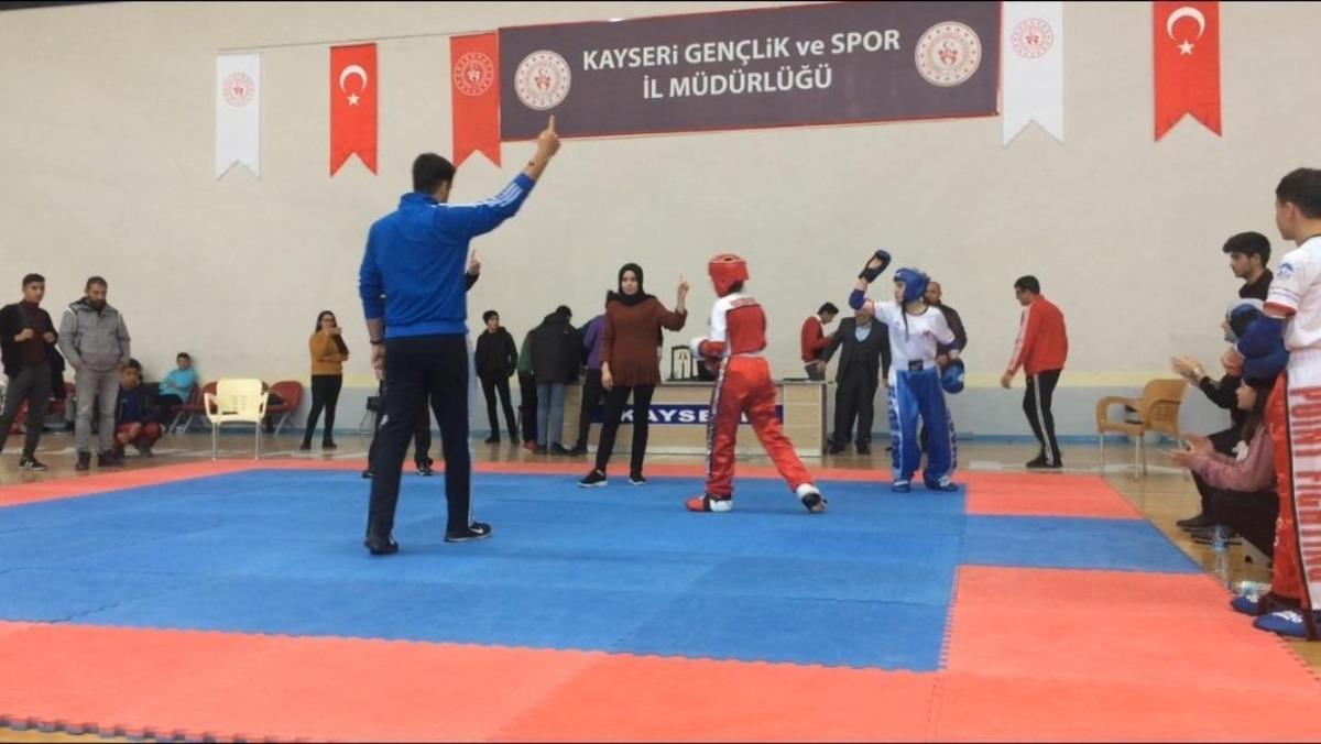 Okullar arası Gen&ccedil;ler A-B Kickboks İl Birinciliği M&uuml;sabakaları Tamamlandı