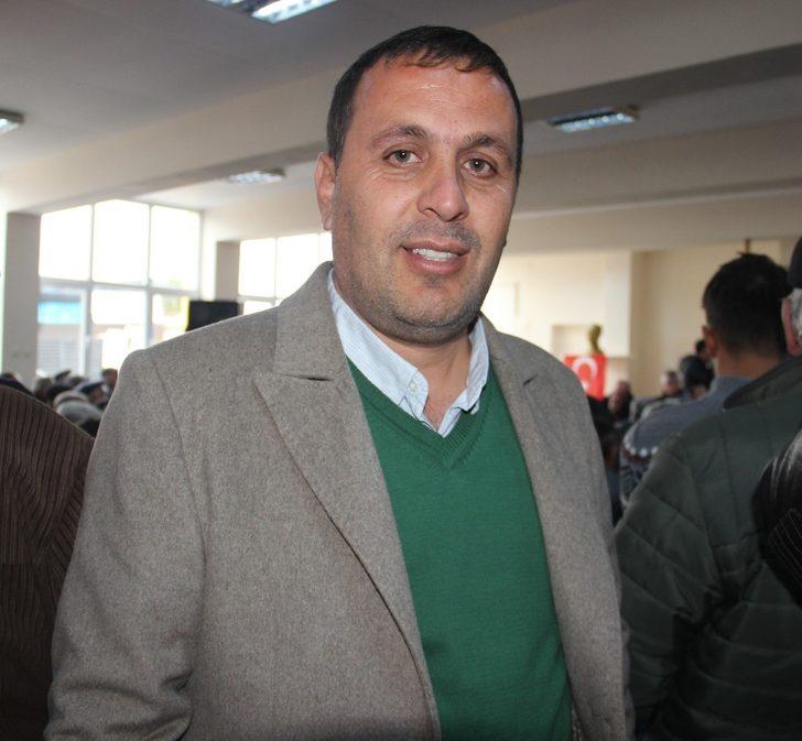 Kongreye giden deveciler, başkanlarını değiştirdi G1