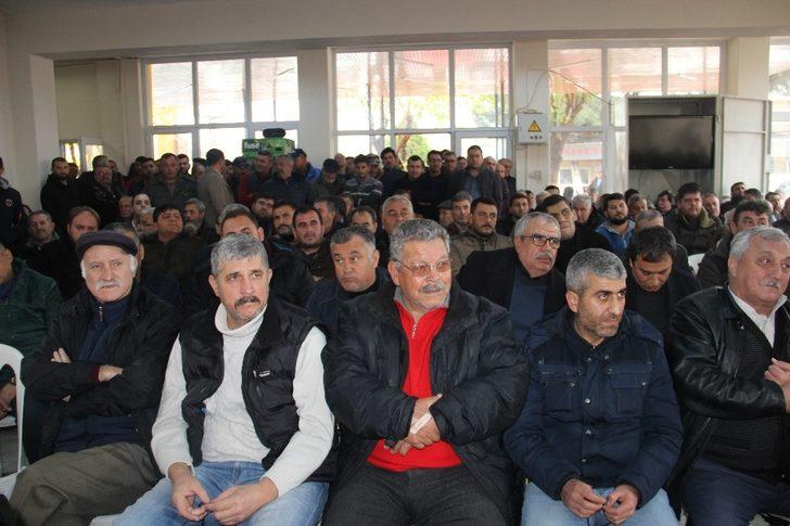 Kongreye giden deveciler, başkanlarını değiştirdi G3