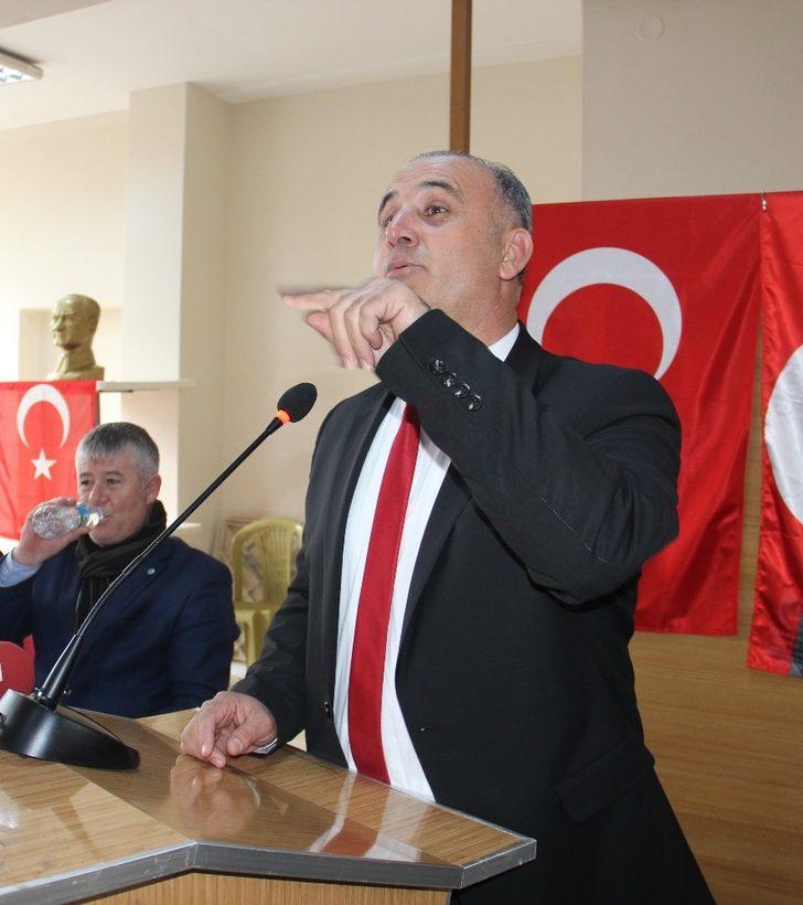 Kongreye giden deveciler, başkanlarını değiştirdi G5