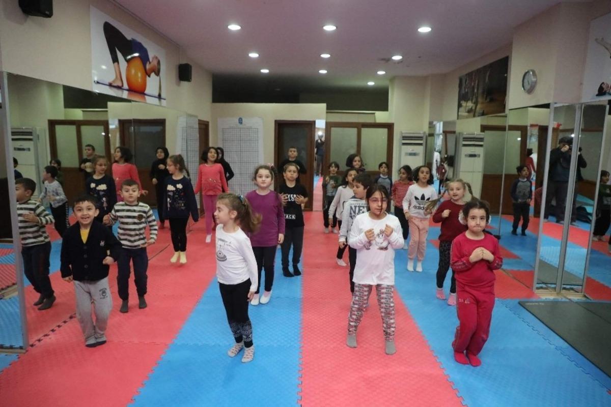 Ey&uuml;psultan Belediyesi&rsquo;nin Uzakdoğu sporları kurslarına yoğun ilgi