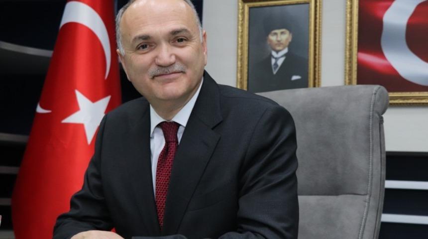 Başkan &Ouml;zl&uuml; &ldquo;2020 D&uuml;zce&rsquo;de değişim ve d&ouml;n&uuml;ş&uuml;m yılı olacak&rdquo;