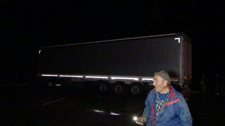 Hortum koca tır dorsesini oyuncak gibi böyle kaldırdı G2