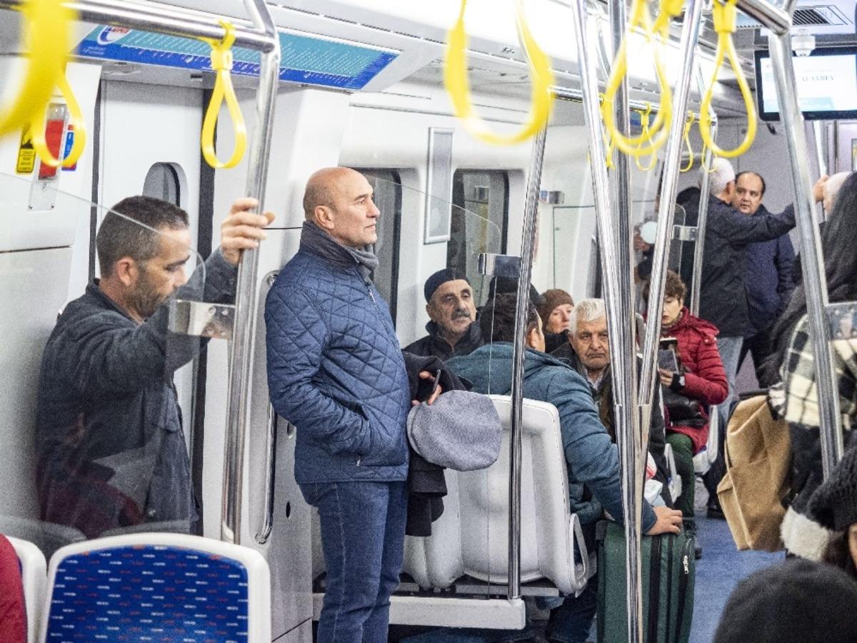 Vapura binen 18 milyonuncu yolcuya ve 1 milyonuncu s&uuml;r&uuml;c&uuml;ye &ccedil;i&ccedil;ek