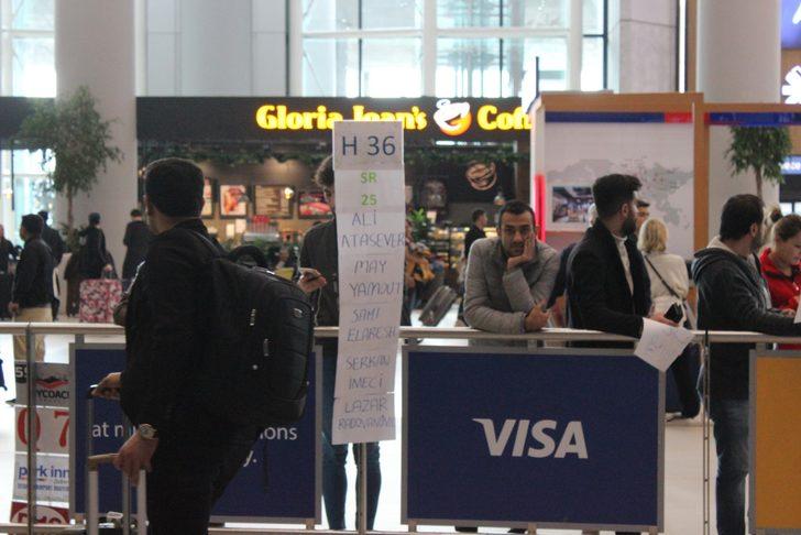 İstanbul Havalimanı'nda yeni dönem! Pankart kaldırarak yolcu karşılama yasaklandı G3