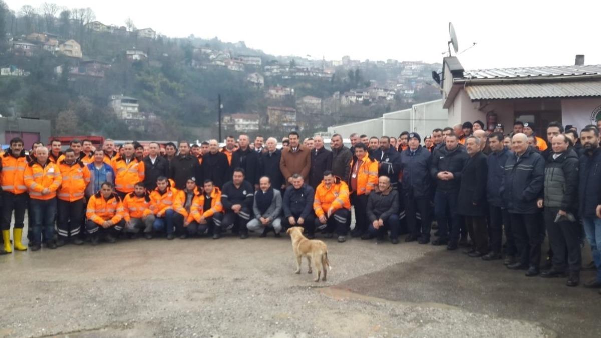 Belediye ara&ccedil; parkına 8 ara&ccedil; kazandırdı