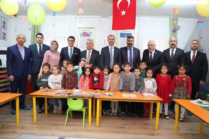 Vali Doğan: "Öğrenmenin temeli okul öncesinde atılıyor" G3