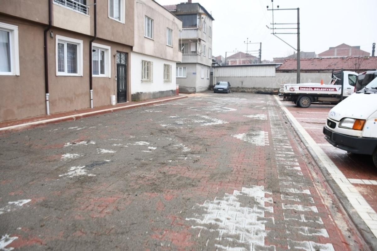 İneg&ouml;l&rsquo;de &Uuml;lker Sokak yeni g&ouml;r&uuml;n&uuml;m&uuml;ne kavuştu