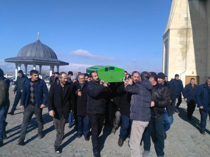 Abdulcelil Memik son yolculuğuna uğurlandı G3