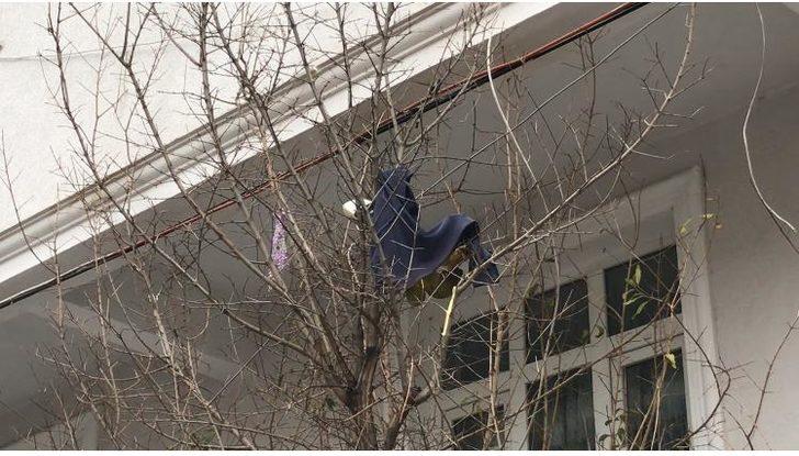 Güvercin yakalamak isteyen çocuk 4. kattaki terastan düştü G2