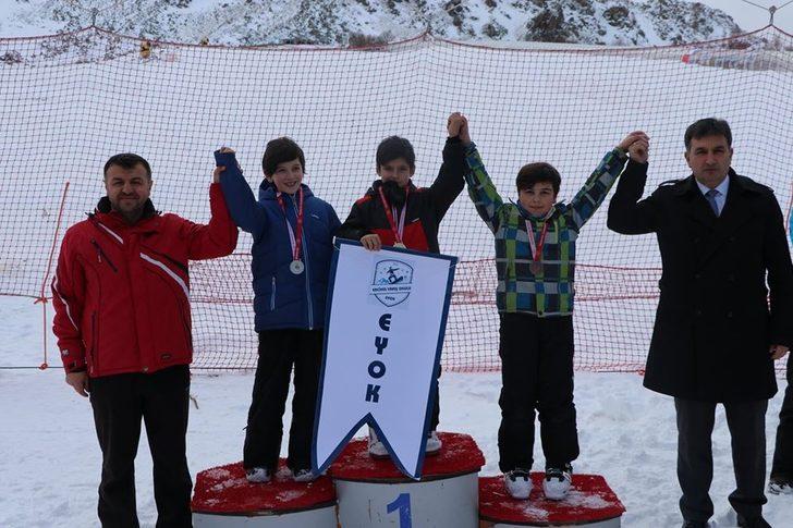 Erciyes’te kayak heyecanı sona erdi G3