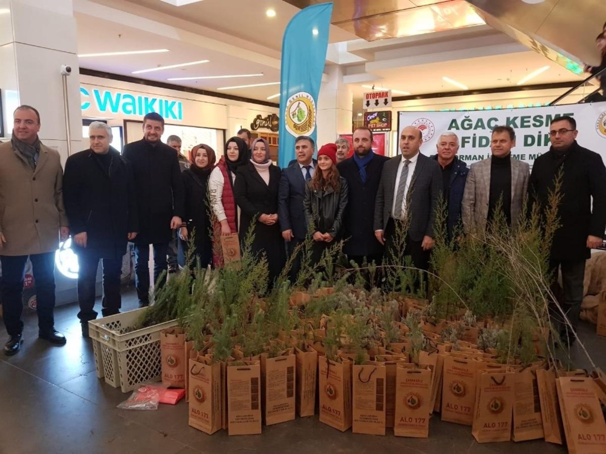 Biga&rsquo;da "Ağa&ccedil; Kesme, Fidan Dik" kampanyası