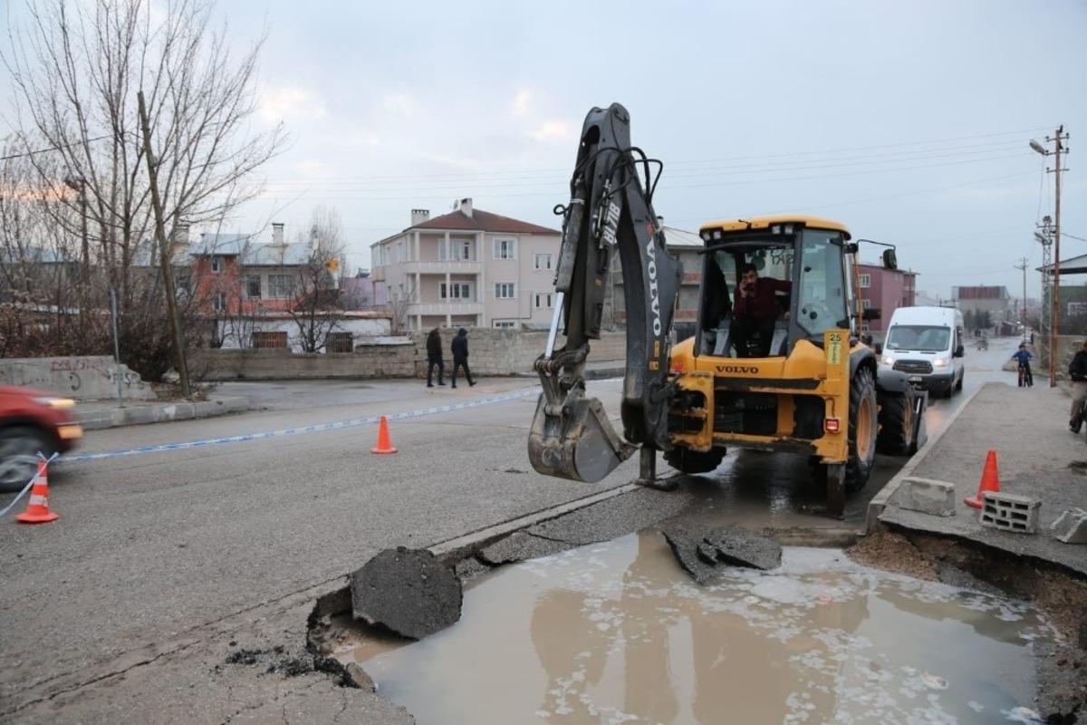VASKİ&rsquo;den acil su arıza uyarısı
