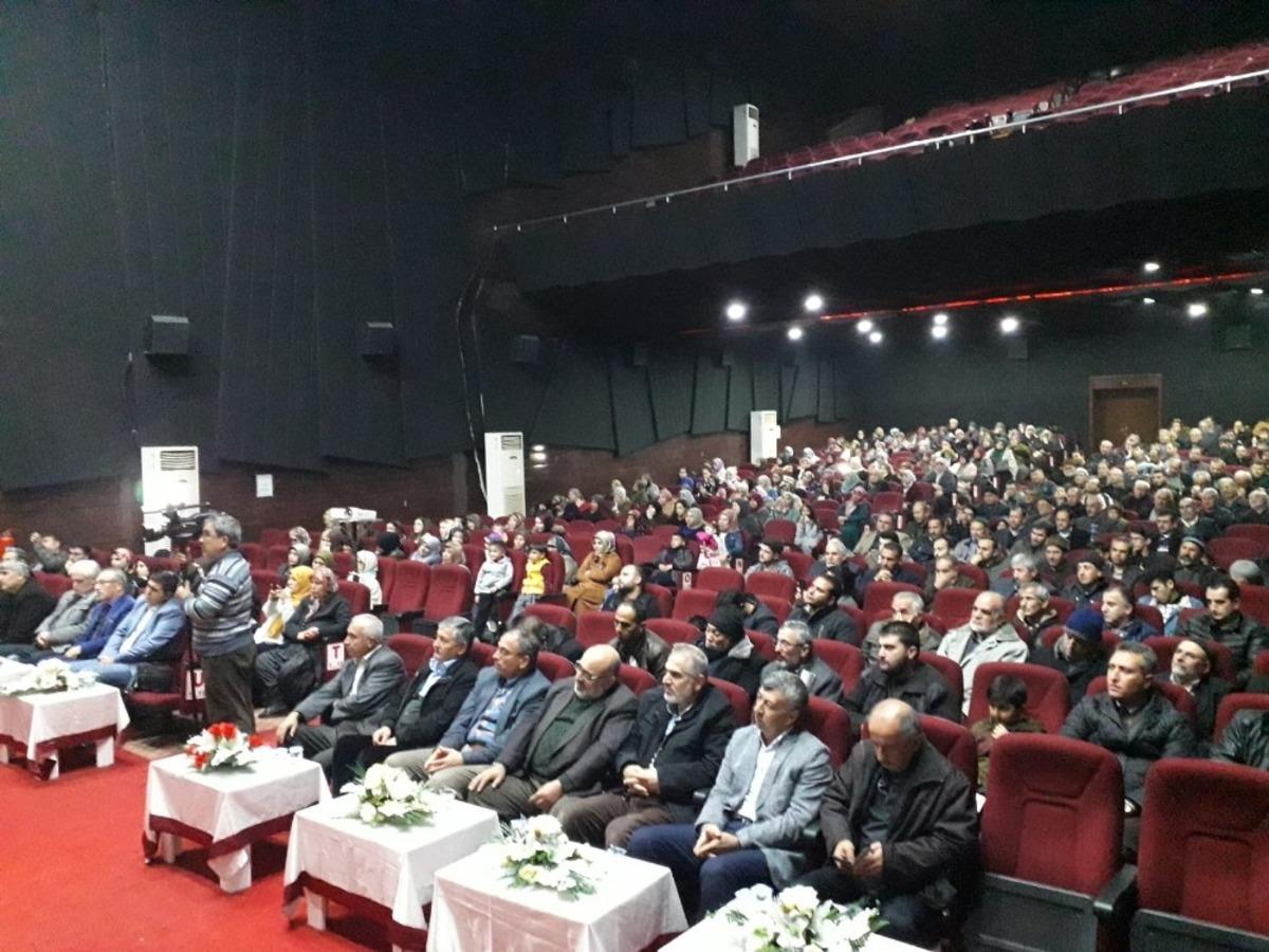 Kozan&rsquo;da &ldquo;Mekke&rsquo;nin Fethi ve Kur&rsquo;an Ziyafeti&rdquo; konulu konferans