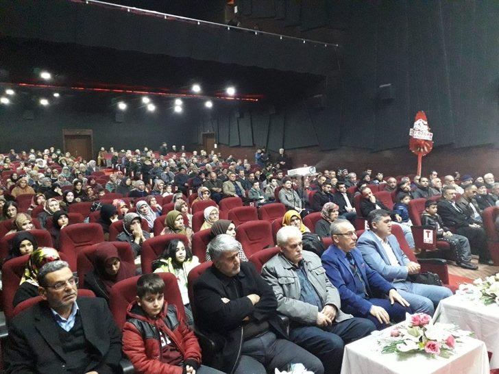 Kozan’da “Mekke’nin Fethi ve Kur’an Ziyafeti” konulu konferans G5