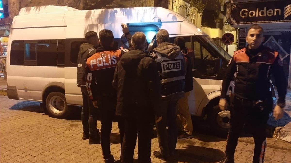 Yılbaşı gecesi kumar operasyonu: 5 g&ouml;zaltı