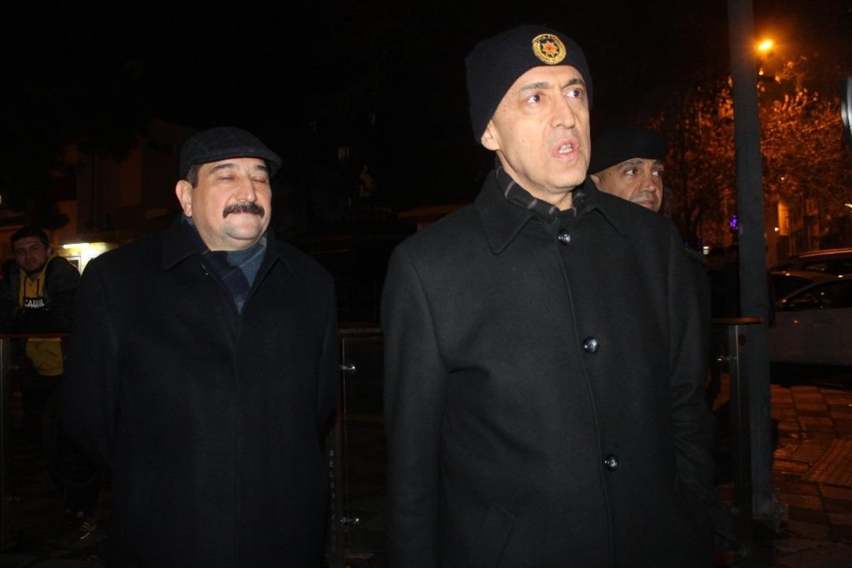 Vali Aktaş uygulama noktasında halkın yeni yılını kutladı