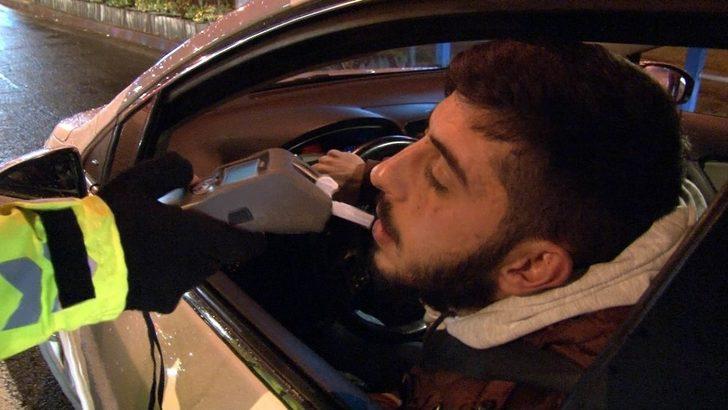 Yeni yıla çalışarak girdiler G4