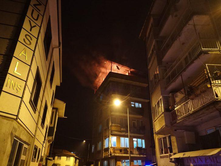 Yılbaşı eğlencesinde yakılan ateş yangına neden oldu G3
