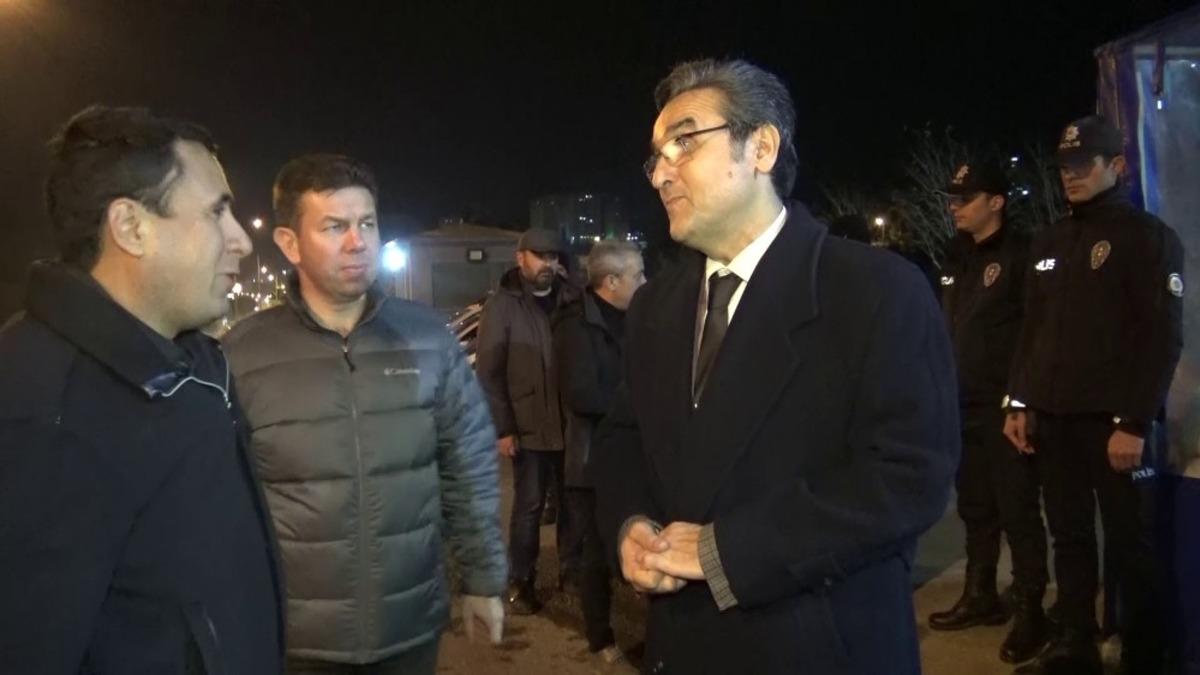 Kuşadası Kaymakamı Y&uuml;cel&rsquo;den Polis Noktalarına Yılbaşı Ziyareti