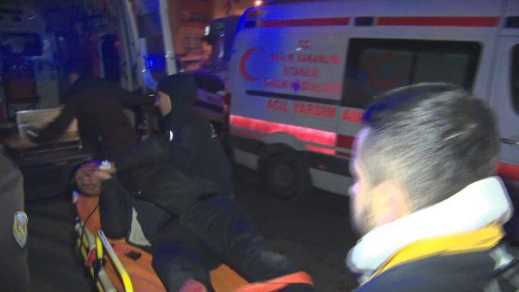 İstanbul'da metroda tartışma kanlı bitti! Hastaneye kaldırıldılar G2