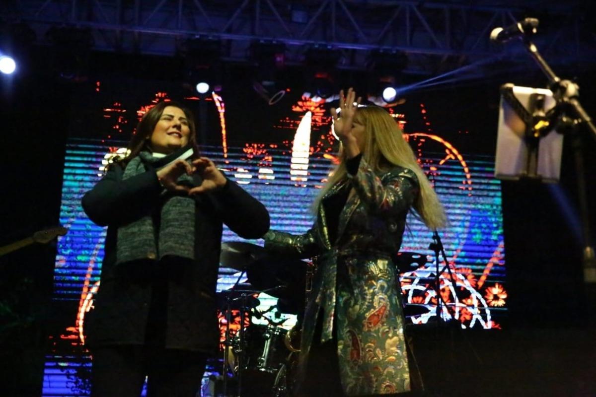 Başkan &Ccedil;er&ccedil;ioğlu yeni yıla Aydınlılarla birlikte girdi