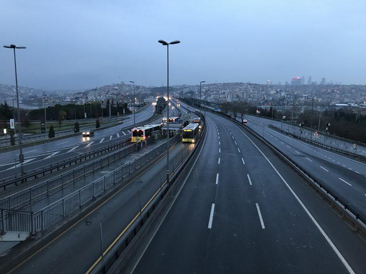 İstanbul'da 2020'nin ilk günü yollar boş kaldı G3