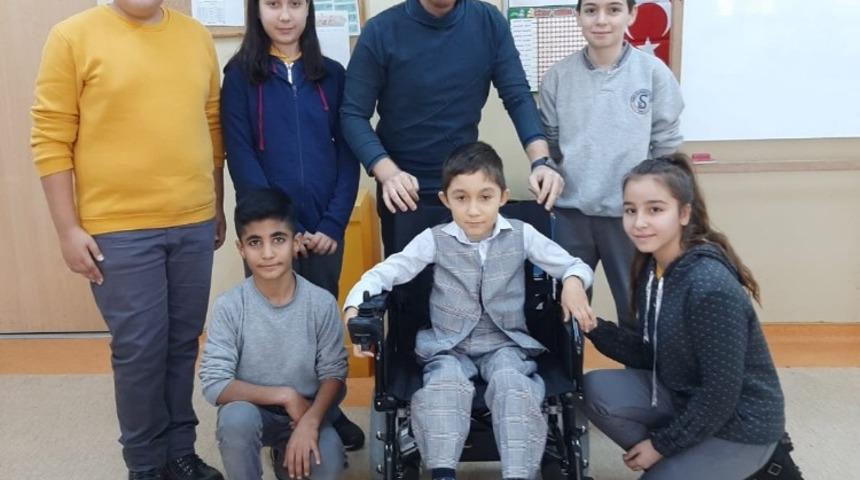 Engelsiz d&uuml;nyaya bir umut ol