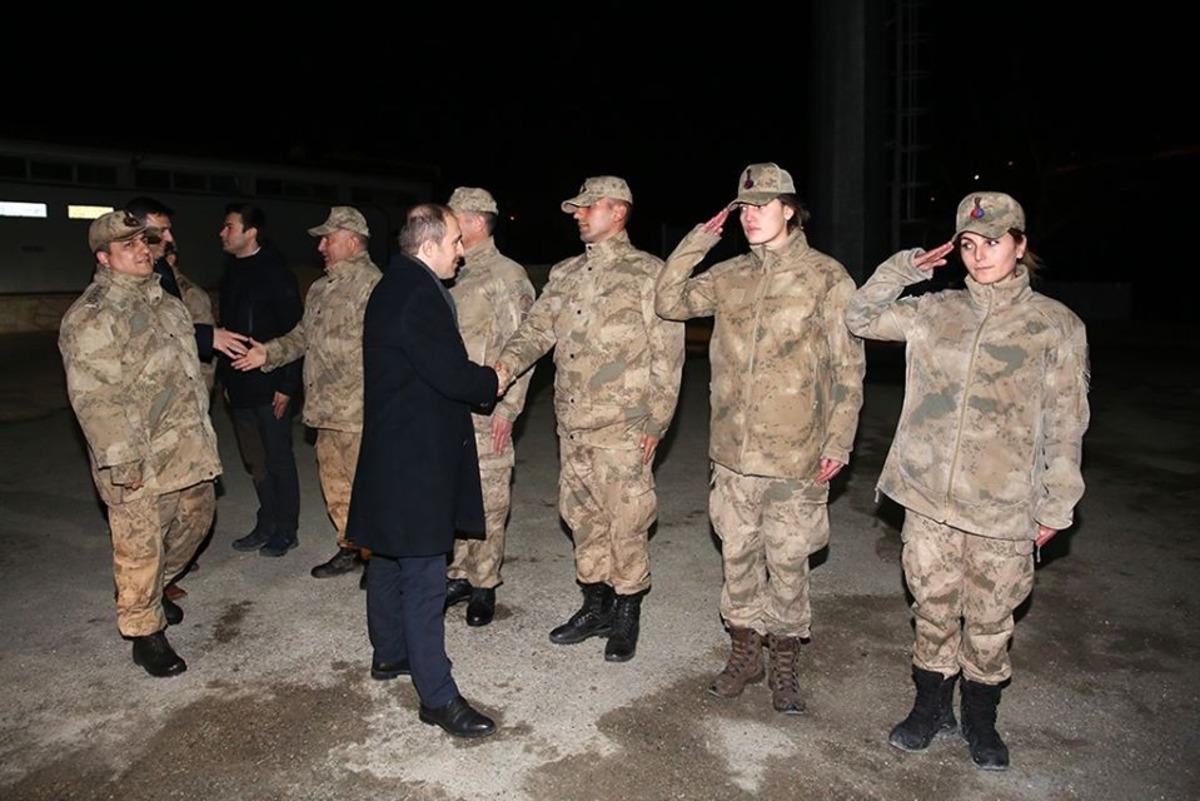 Vali Epcim&rsquo;den g&ouml;rev başındaki g&uuml;venlik g&uuml;&ccedil;lerini ziyaret