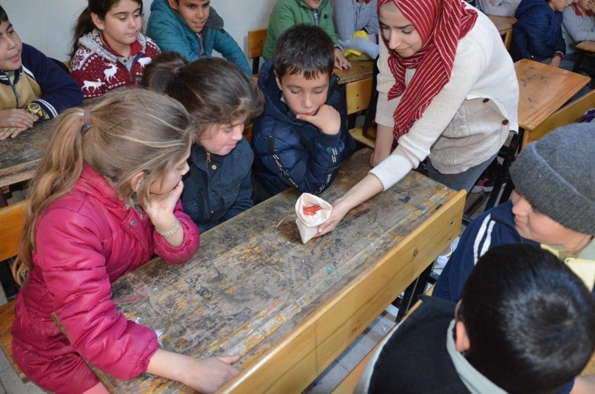 &Ouml;ğrencilerle geleceğe tohum atılıyor