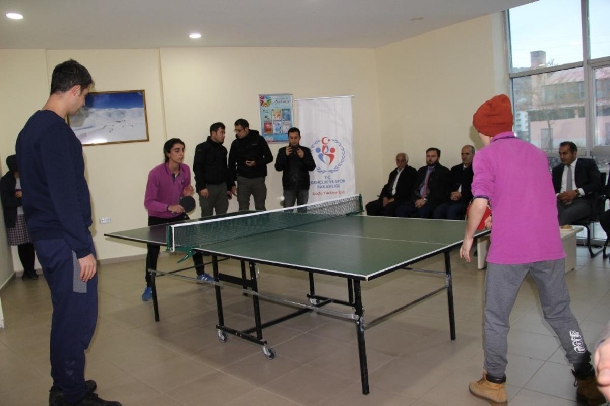 Solhan&rsquo;da tenis turnuvası final m&uuml;sabakasıyla tamamlandı