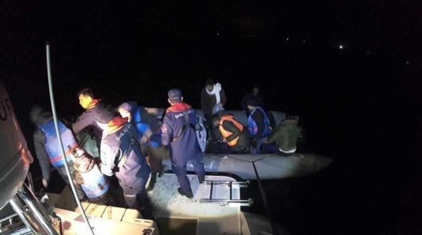 Aydın açıklarında 30 düzensiz göçmen yakalandı