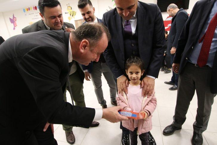 Sinop Belediye Başkanı Ayhan’dan yılbaşında çalışanlara ziyaret G3