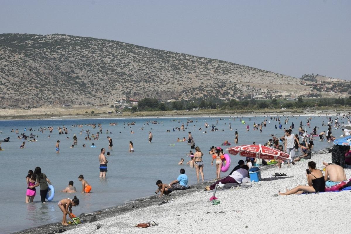 Salda G&ouml;l&uuml; 2019&rsquo;u 1,5 milyon turistle kapattı