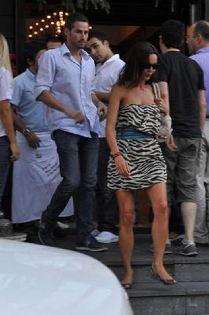 Hande Ataizi boşanıyor G4