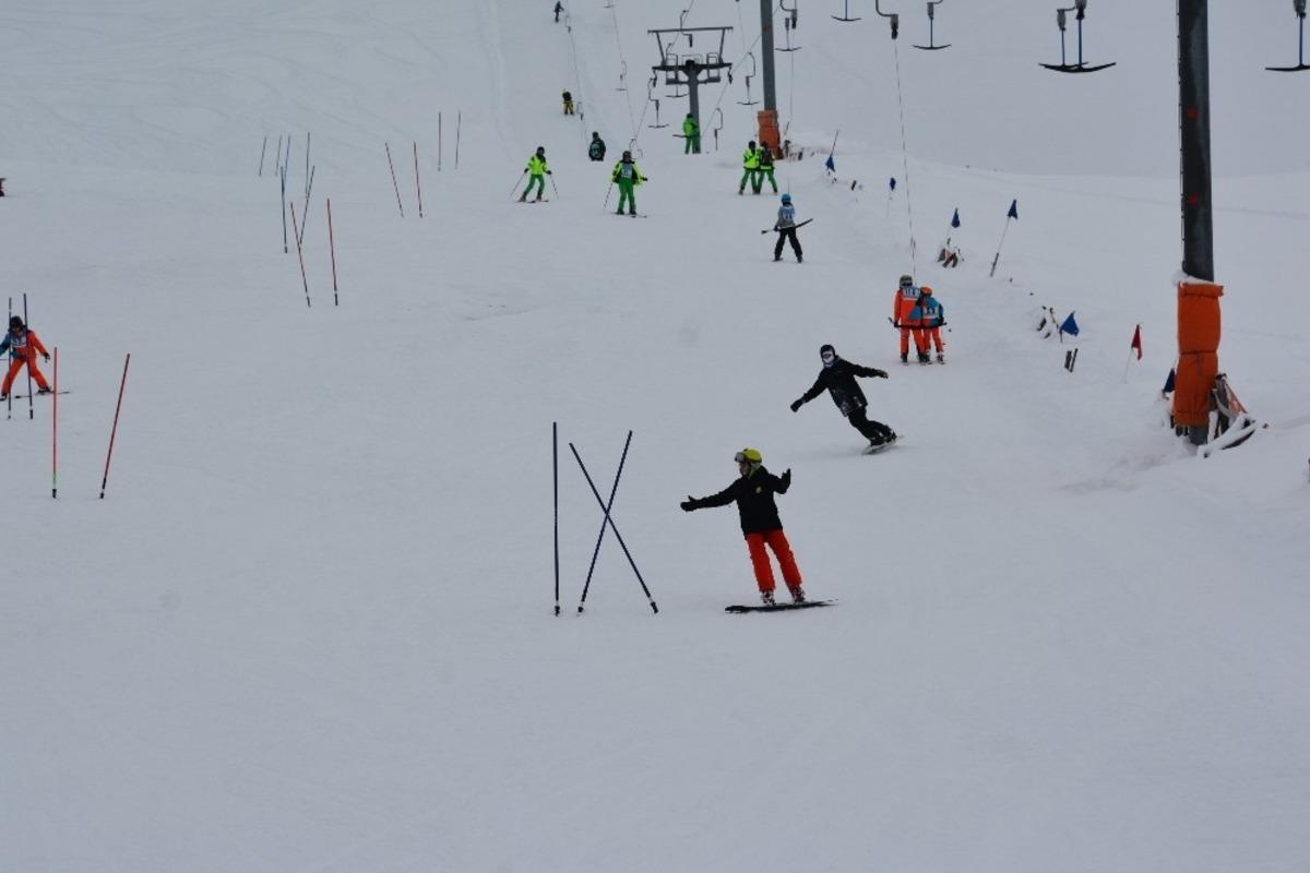 Isparta&rsquo;da Kayak&ccedil;ılar kıyasıya yarıştı