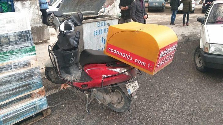 Elazığ’da motosiklet ile otomobil çarpıştı:1 yaralı G3