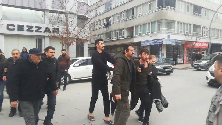 Evden kaçan kızlarını geri götürmek için geldiler, karakolluk oldular G2