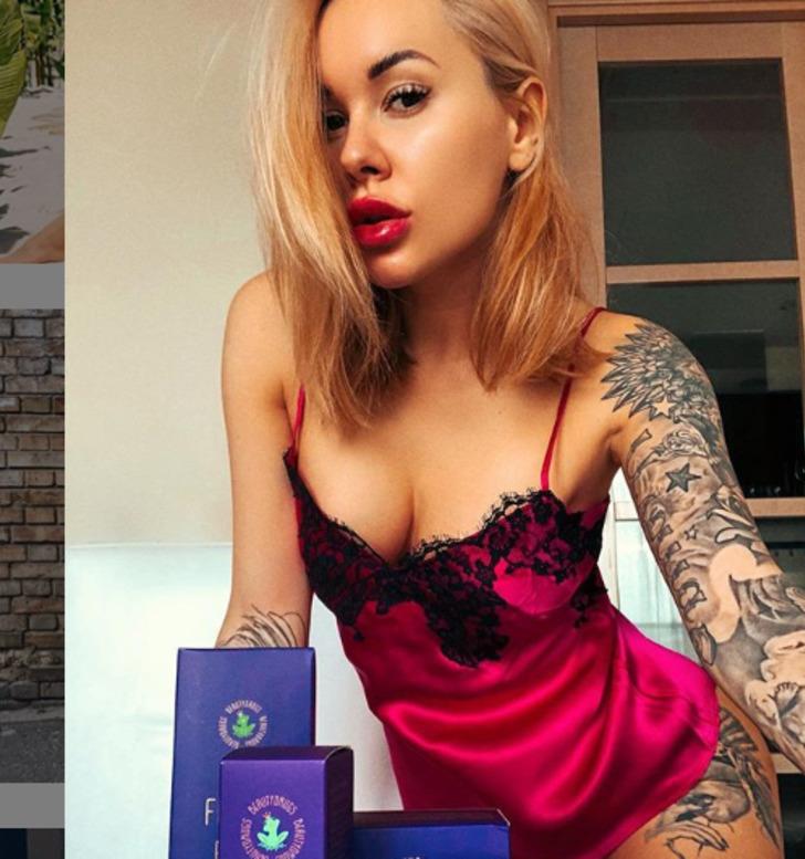 Mykola Moroziuk'un eşi Irina Moroziuk, cesur paylaşımlarına devam ediyor G3