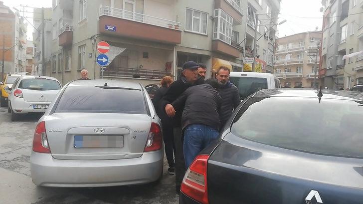 Ortalık karıştı! Evden kaçan kızlarını zorla götürmeye kalktılar, karakolluk oldular G5