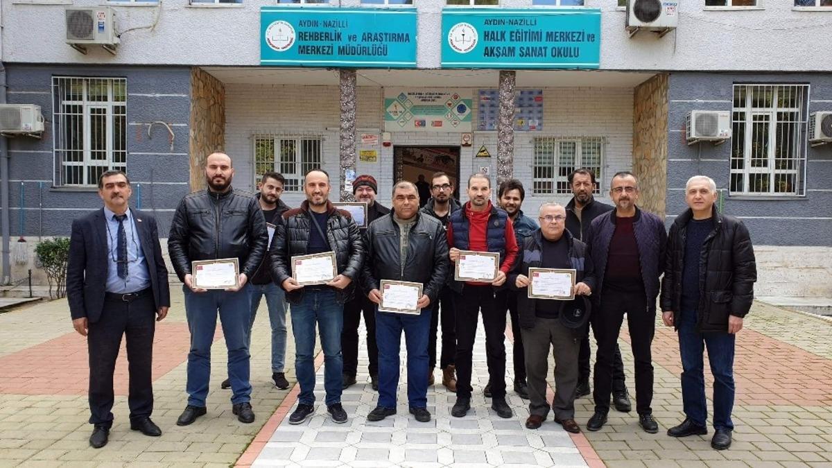 Nazilli&rsquo;de &rsquo;G&uuml;venli İnternet Kullanımı&rsquo; Eğitimi Verildi