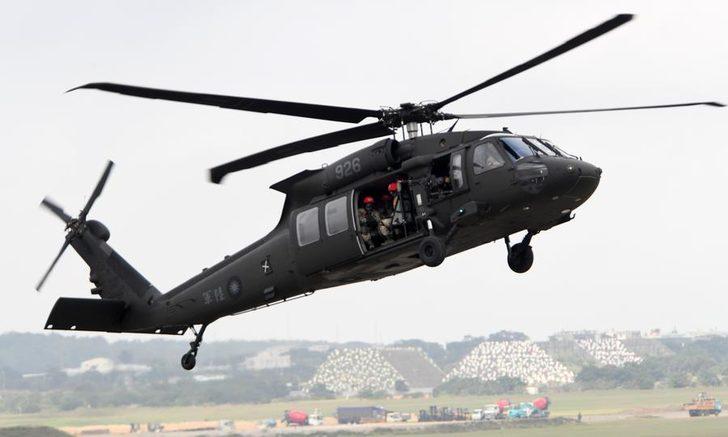 Ülke şokta! Askeri helikopter düştü: Genelkurmay Başkanı öldü