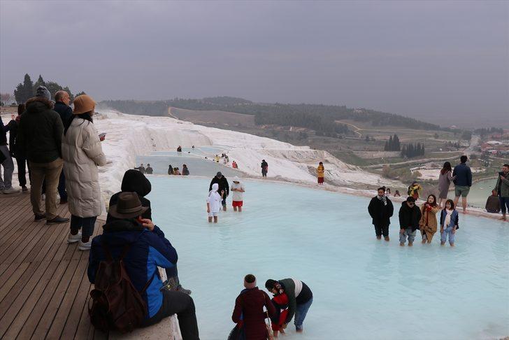 Beyaz cennet Pamukkale'ye ziyaretçi akını G5