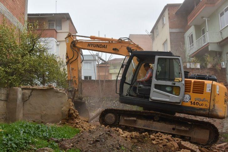 Başkan Özcan, mesaiye saha çalışmalarını inceleyerek başladı G4