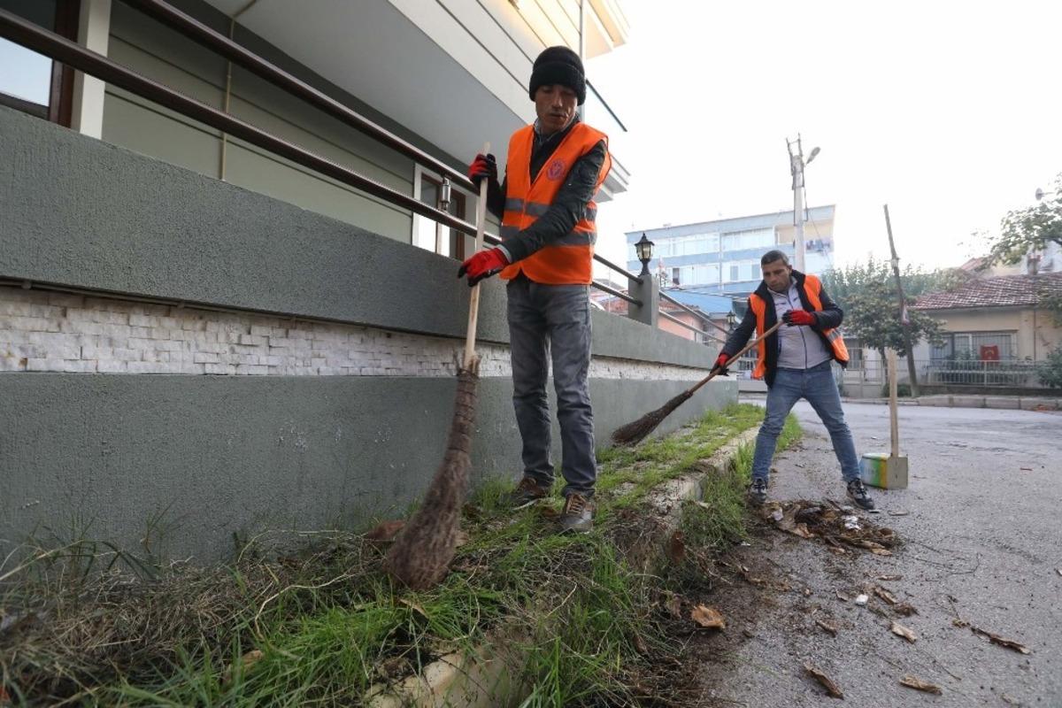 Buca&rsquo;da dur durak bilmeyen temizlik mesaisi
