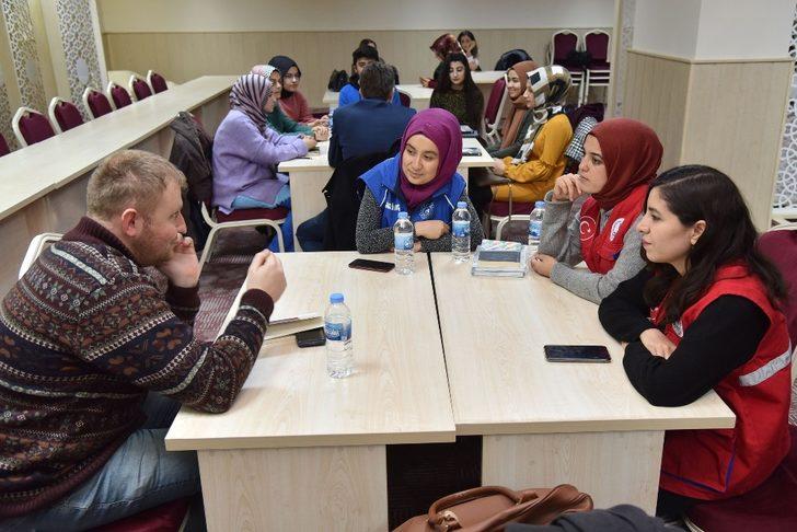 KMÜ’de kitap okuma halkası G1