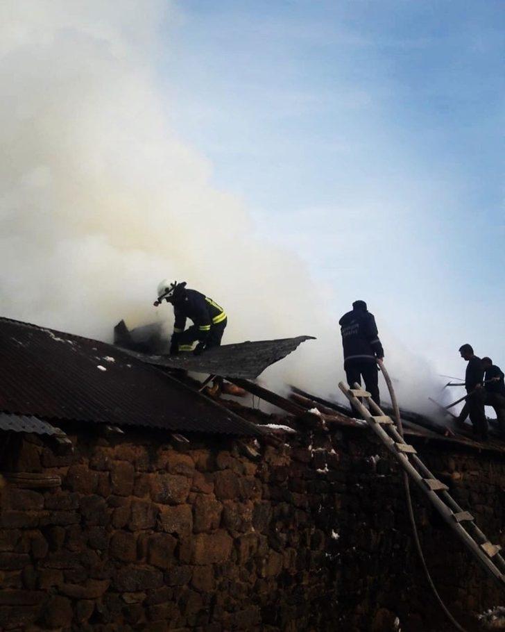 Mezrada ahır yangını G4