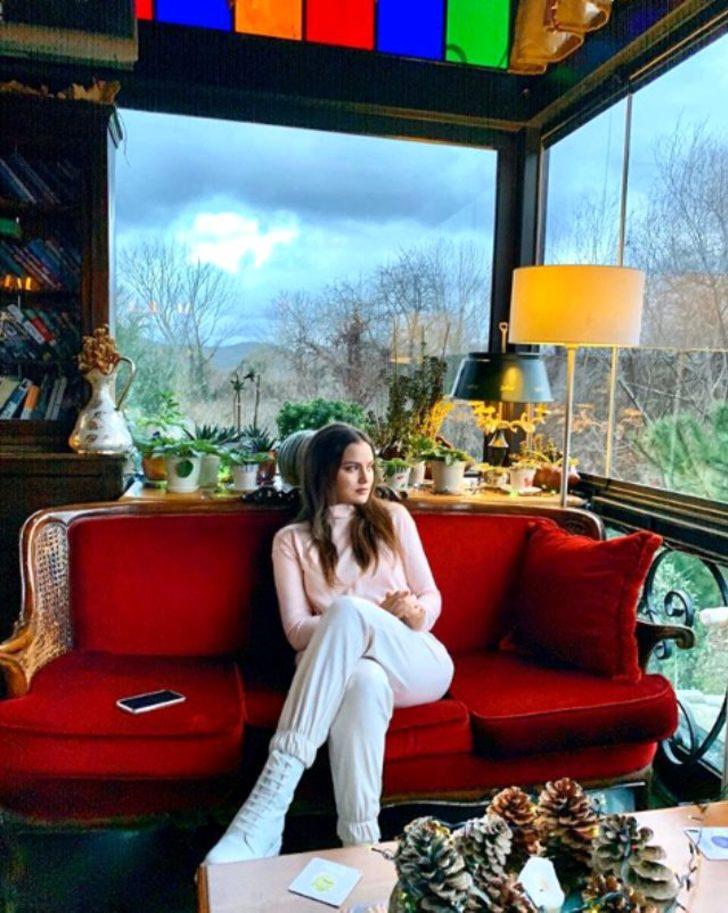 Fahriye Evcen fit hali ile kendine hayran bıraktı! G5